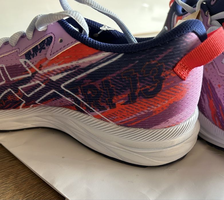 Obuwie sportowe damskie Asics Noosa  Tri 13