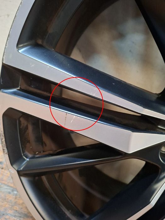 Jante frente esquerda VOLVO XC60 I (156)