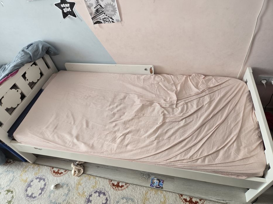Продам Дитяче  ліжко  IKEA  kritter з матрацом