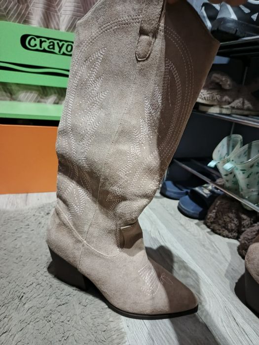 Nowe Kowbojki beżowe