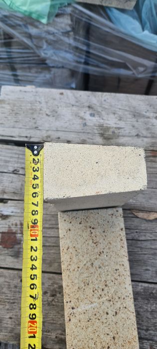 Для камінів  та печей Цегла жаростійка