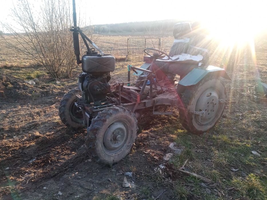 Sprzedam ciągnik es7