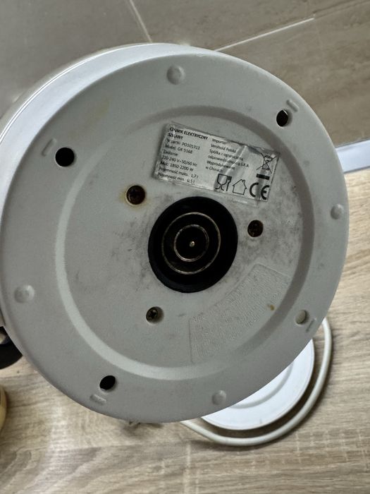 Клектрочайник чайник