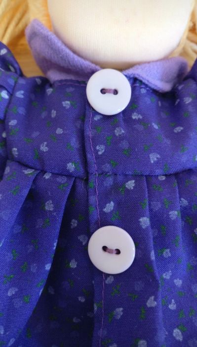 Boneca de Pano Decorativa – 31 cm | Pode Pendurar na Parede