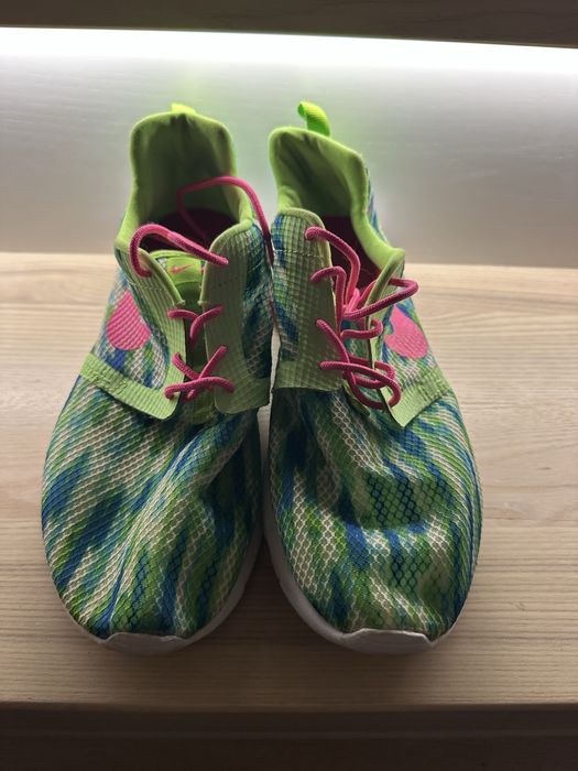 Кросівки жіночі Nike 38.5