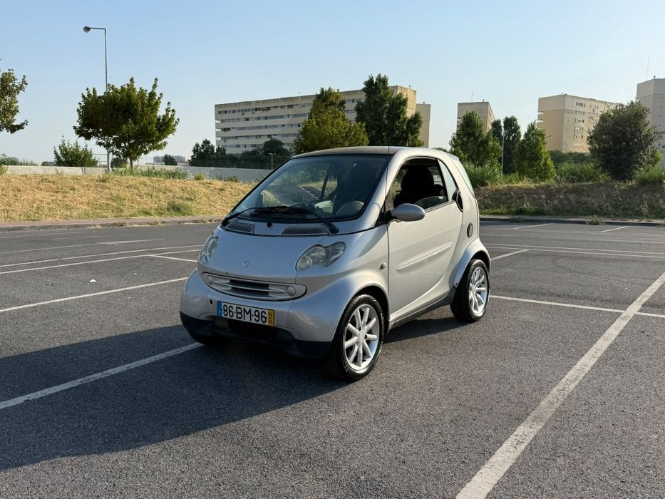 Smart Fortwo 2caixas gasolina estimado