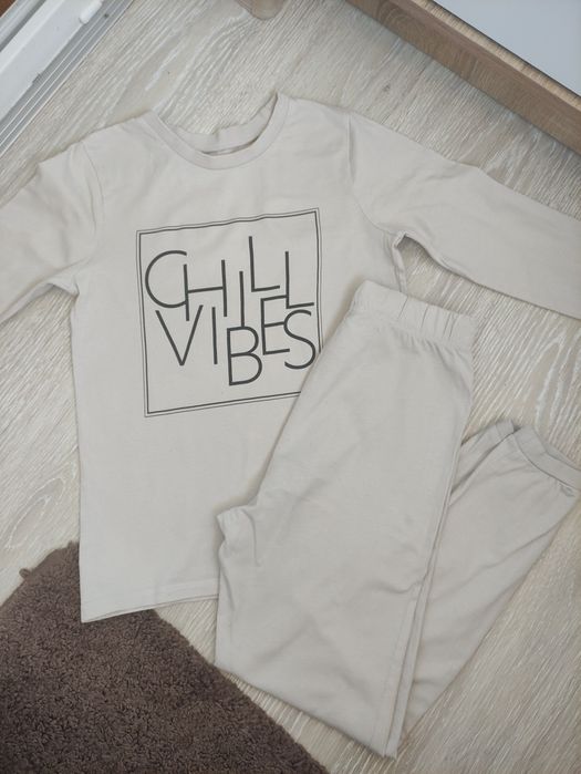 Дитяча піжама 8-9років