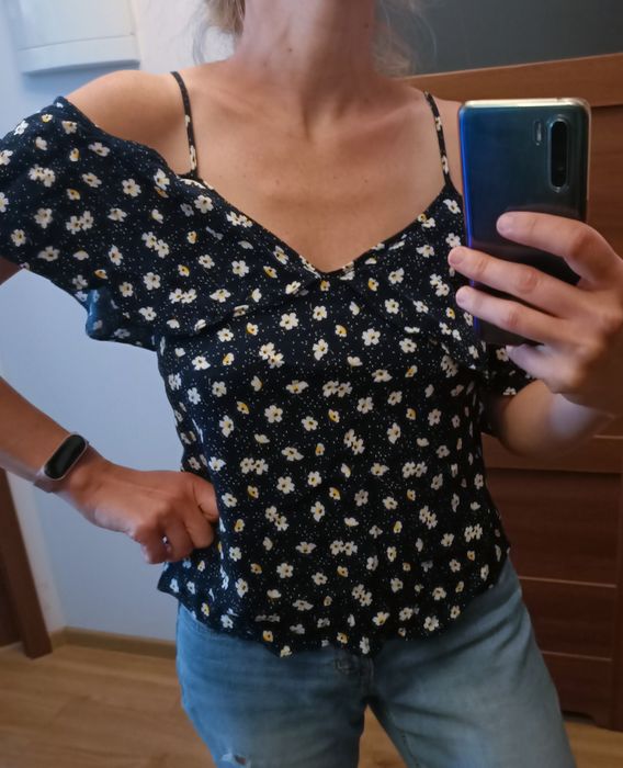 Bluzka hiszpanka Mango. Rozmiar M 38