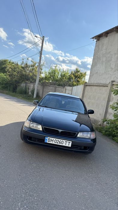 Toyota carina e