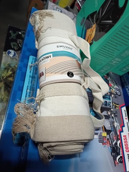 Nowy ręcznik plażowy