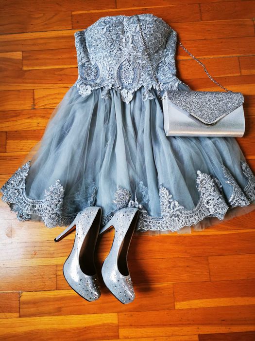 Buty  (szpilki srebrne)