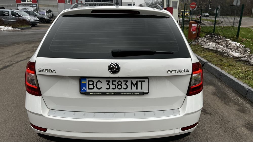 Skoda.    Octavia  Автомат 2017 рік