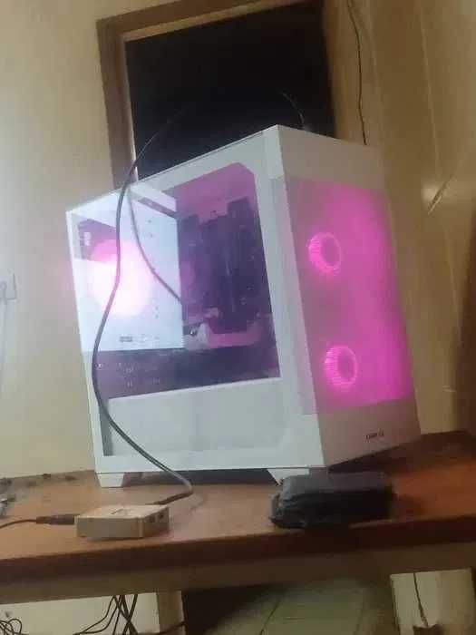 pc gaming top - i5 12400F - RTX 5070