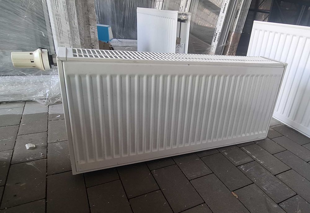 Grzejnik używany 80x35 CV33 !!