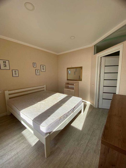 Продам 2 к. квартиру в НОВОМ ДОМЕ| Ремонт| Вид на парк| Центр| Готовы на еВидновлення