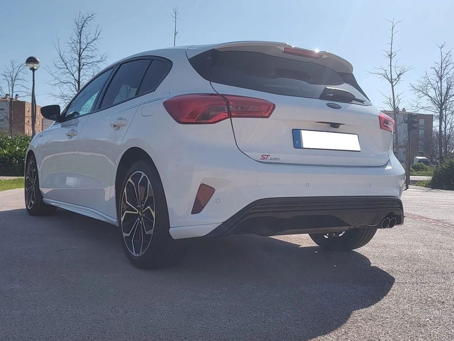Ford Focus 1.0 EcoBoost S&S ST-LINE X
