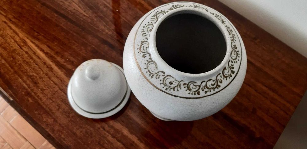 Pote decorativo com tampa