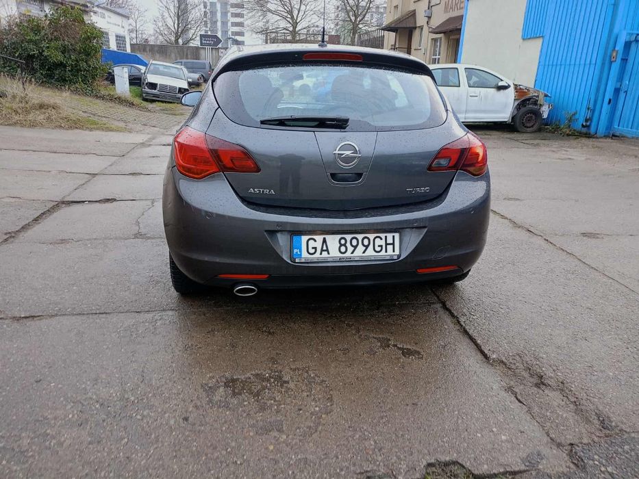 Opel astra 1.6 turbo