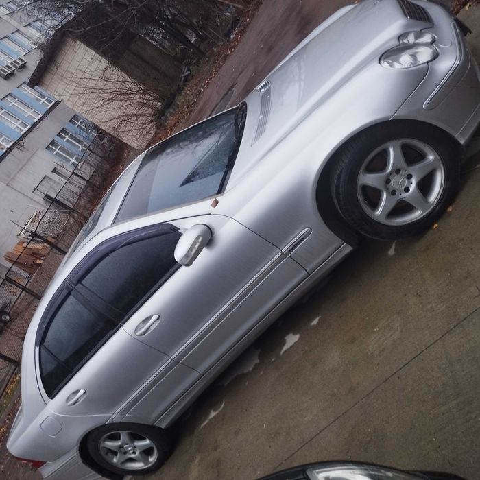 Терміновий продаж Mercedes Benz с240