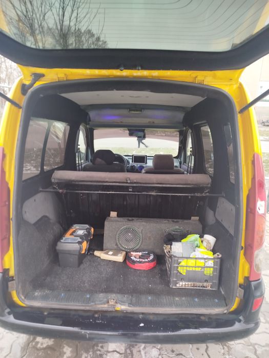 Рено кенго  продаж