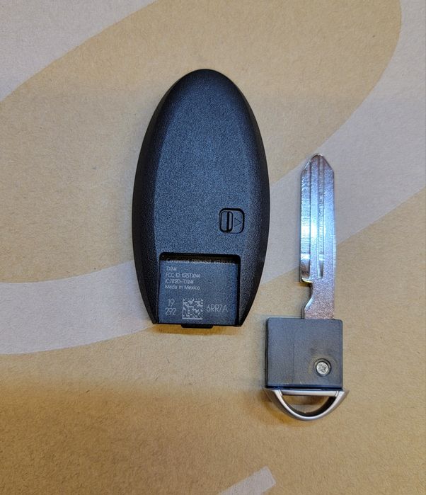 Оригінальний смарт ключ Nissan Rogue 2019-2021 KR5TXN4