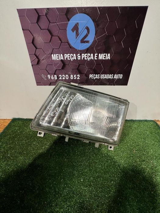 Farol esquerdo Mitsubishi Canter 2009
