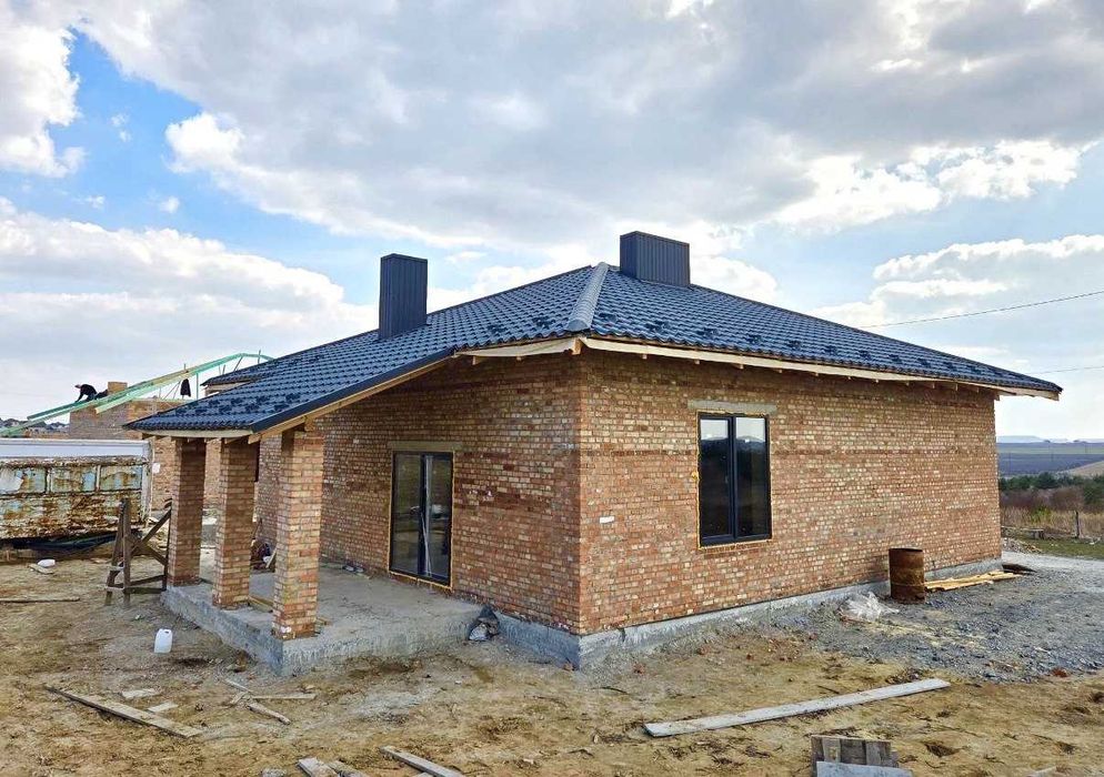 Продам будинок з ділянкою  6 сотих єОселя