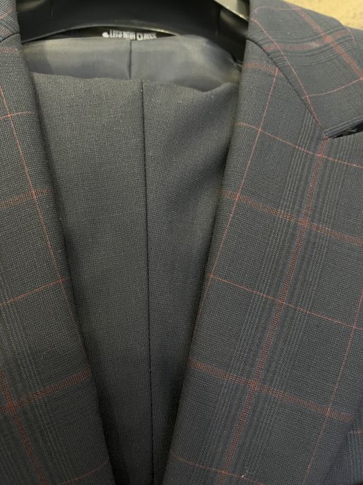 Чоловічий костюм, стан нового, на весілля, випускний, святкування