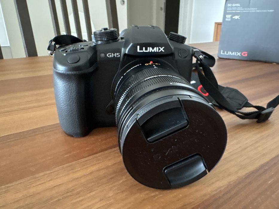 Panasonic DC-GH5L c/objectiva Leica (como nova)