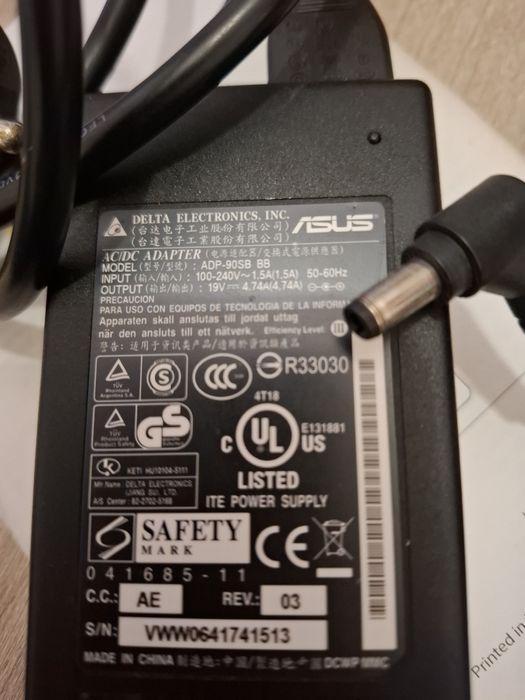 Zasilacz Asus do laptopa
