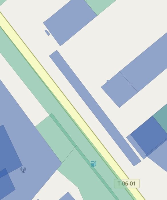 Продам земельну ділянку біля траси