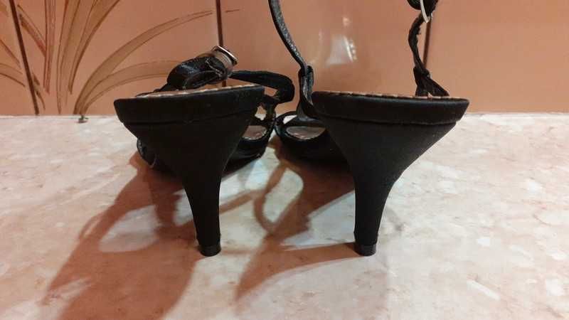 Sandałki satynowe Vesuvio R 36