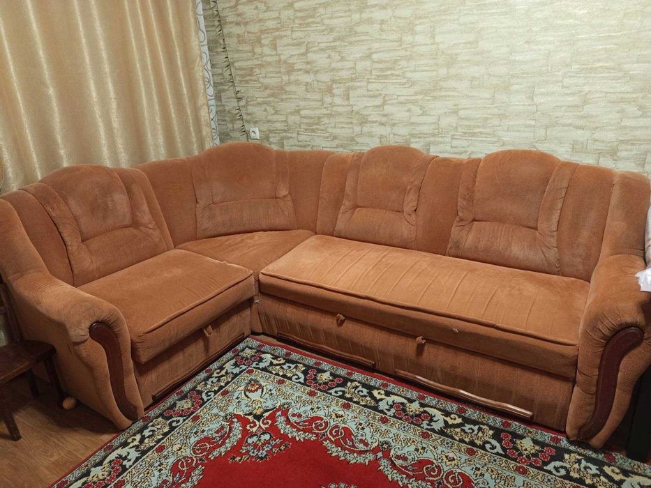Продам кутовий диван Б/У