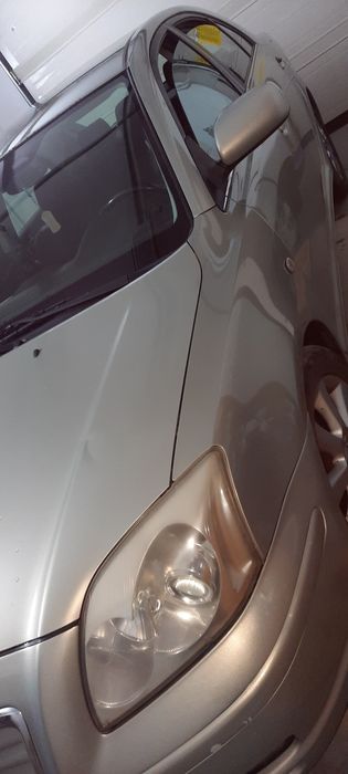 Toyota   Avensis