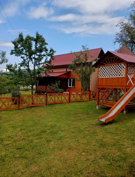 « Будиночок Гуцула » у Яремче