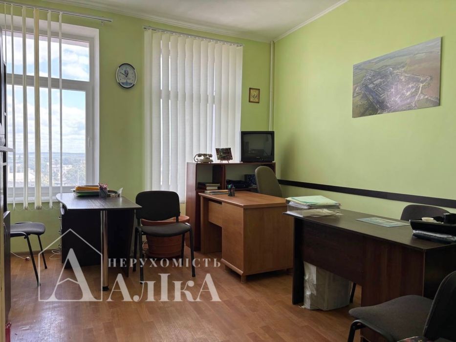 Продам офісне приміщення в центрі міста – pohled 3