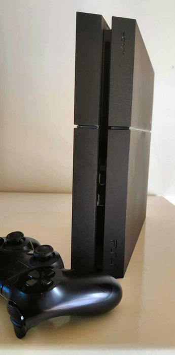 Sony PlayStation PS4 500GB CUH-1216A