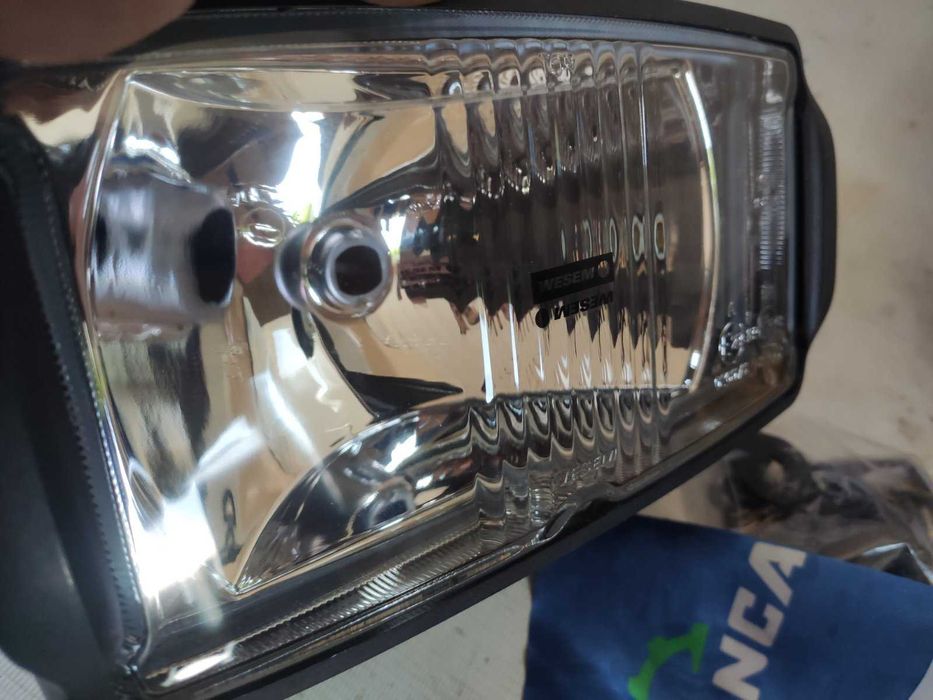 Протитуманна фара daf xf 105 евро 4 5 cf 75 85 туманка даф 95 106 Протівотуманка туманка