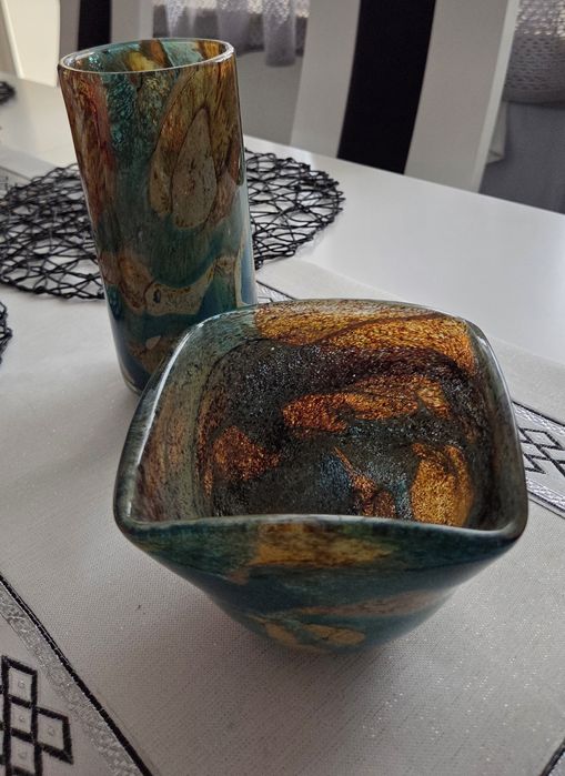 Miseczka i wazon, dom aukcyjny Rempex.