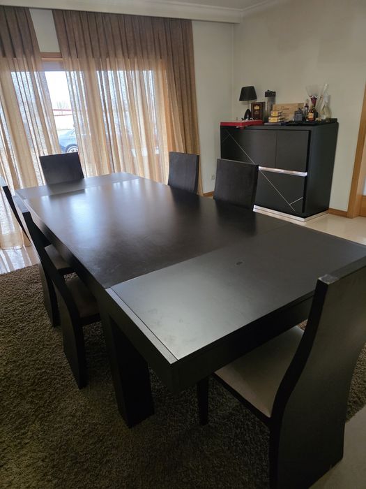 Móveis de sala, mesa e cadeiras