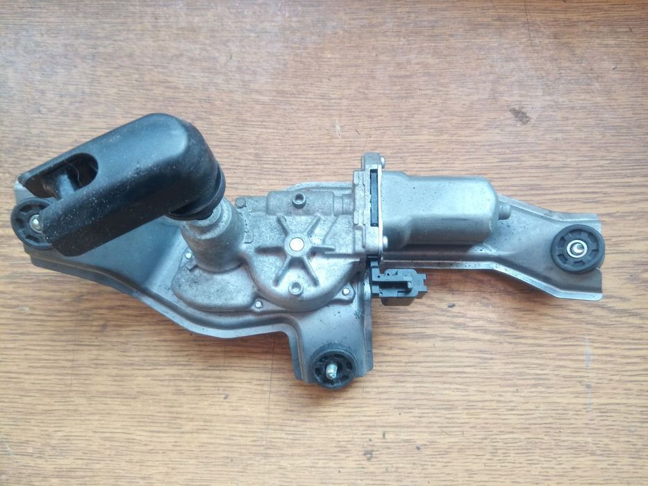 Моторчик склоочисника задній Mazda CX5