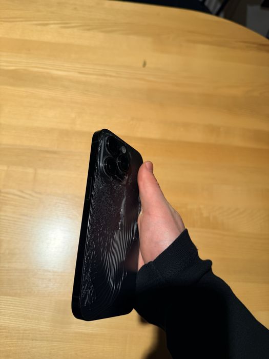 iPhone 14 Pro 128Gb – Pęknięty tył, 100% sprawny