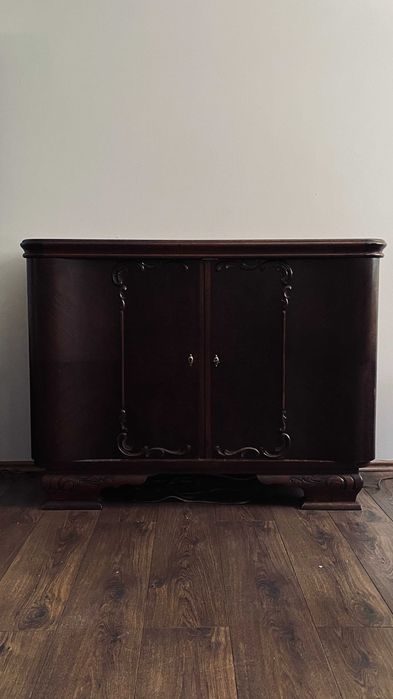 Komoda Art Deco | Drewniany bufet | Oryginalne zdobienia | 120×90×50 cm | Vintage