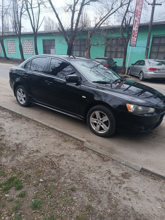 Продам Mitsubishi Lancer 2009