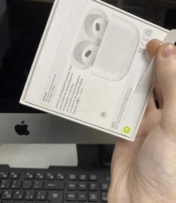 РОЗПРОДАЖ! Безпровідні навушники аірподс 3 + чохол на кейс!