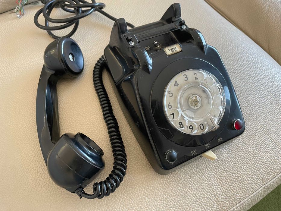 Telefone preto anos 70