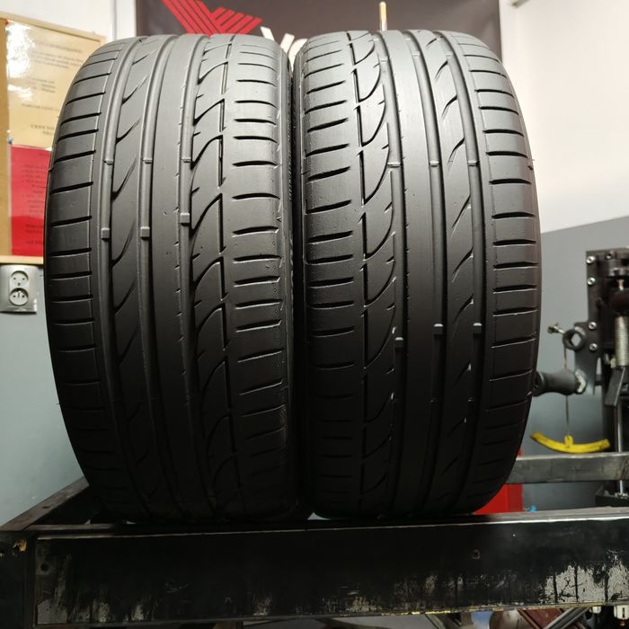 235/40/19 XL Sprzedam parę opon letnich Bridgestone