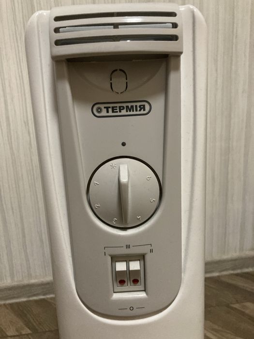 Масляний обігрівач Термія Н0920 | 9 секцій | 2000 Вт | Бездоганий стан