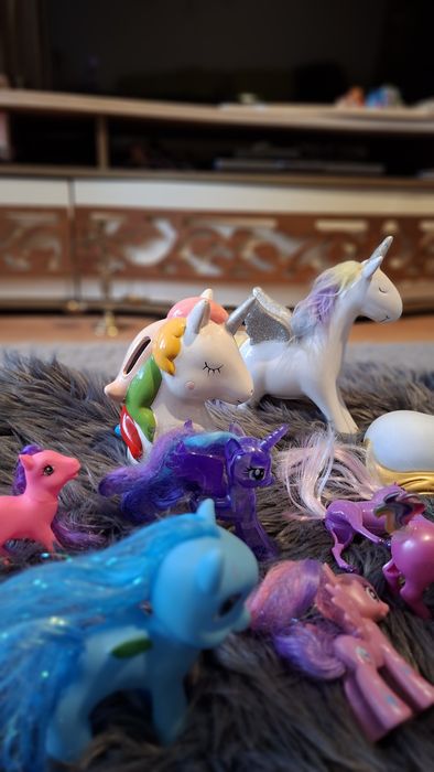 Zestaw jednorożców