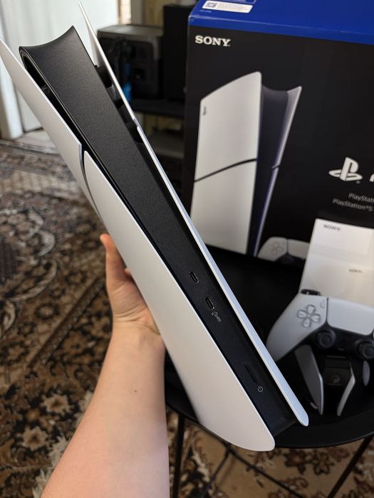 Ігрова приставка Sony PlayStation 5 Slim Digital Edition, 825 GB, на гарантії